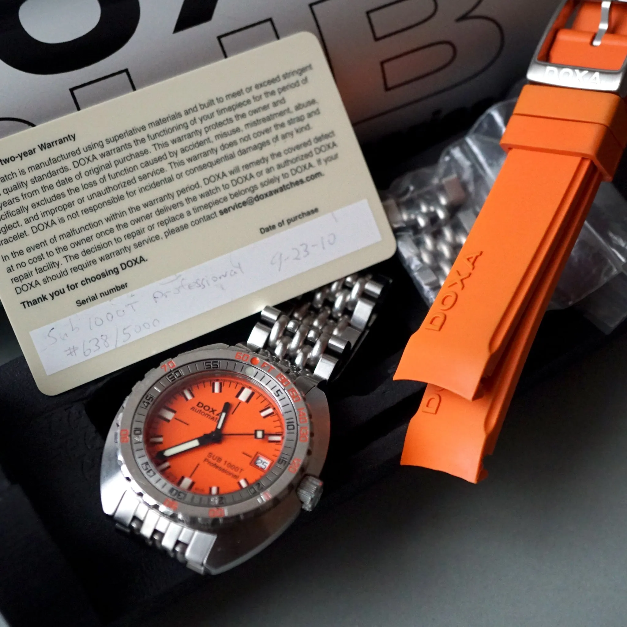 2010 DOXA SUB 1000T PROFESSIONAL RE-EDITION ORANGE DIVER WATCH