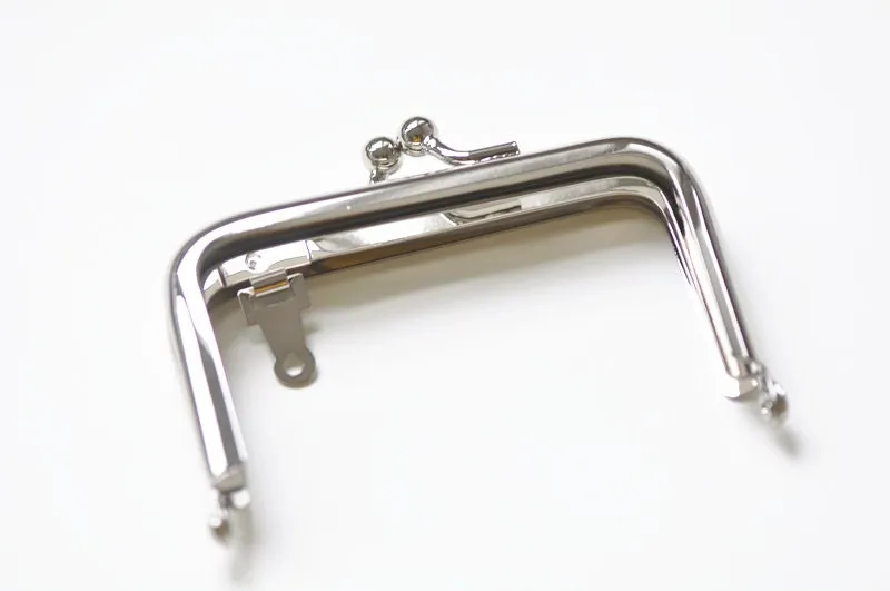 8cm Purse Frame Wedding Bag Kiss Lock Bag Mini Size With One Inside Loop Silver Color 8x5cm