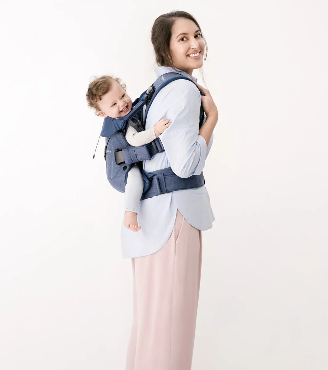 BabyBjorn Baby Carrier One - Classic Denim/Midnight Blue