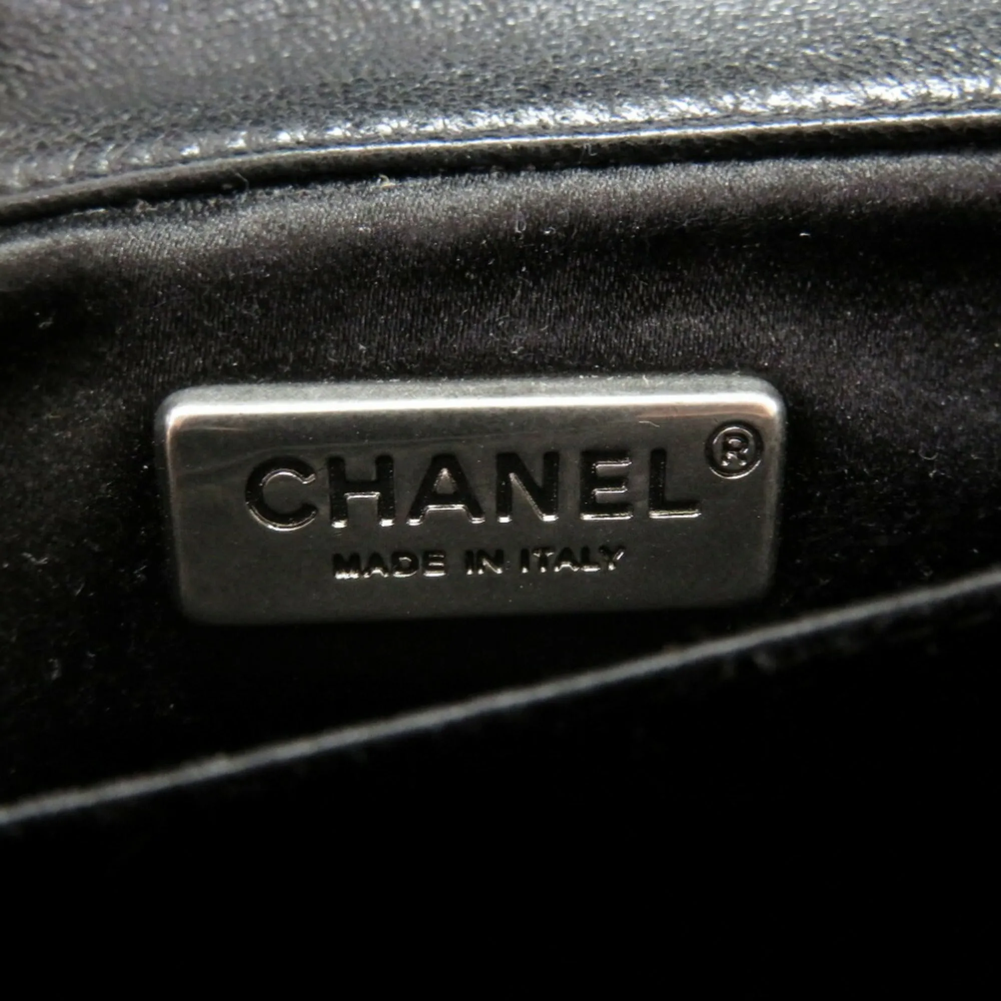 Chanel Around The World Evening Matrasse Lambskin Black Earth 18s Gun Metallic Metal Fittings Handbag Coco Mark Turn Lock