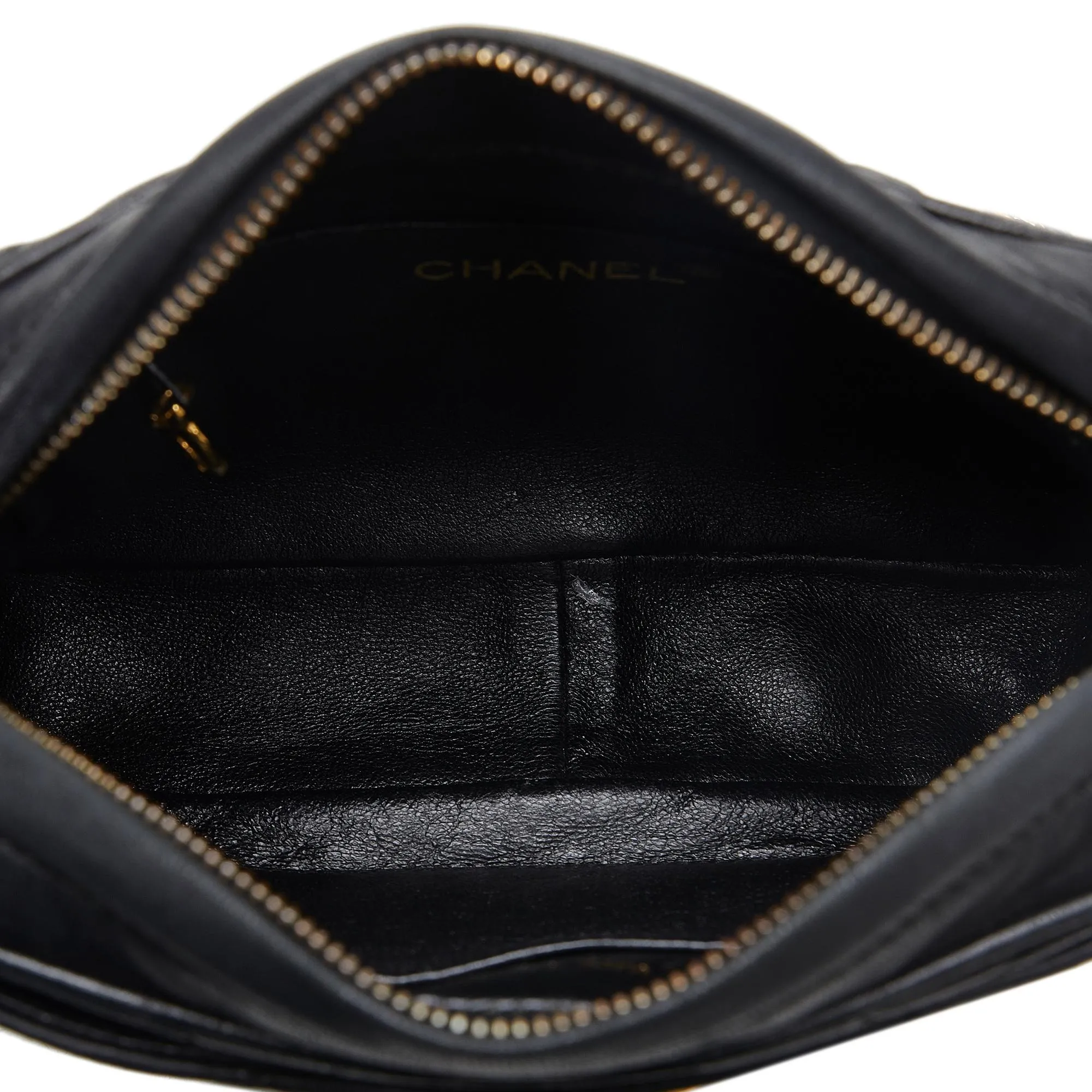 Chanel CC Matelasse Lambskin Camera Bag (SHG-QimvSc)