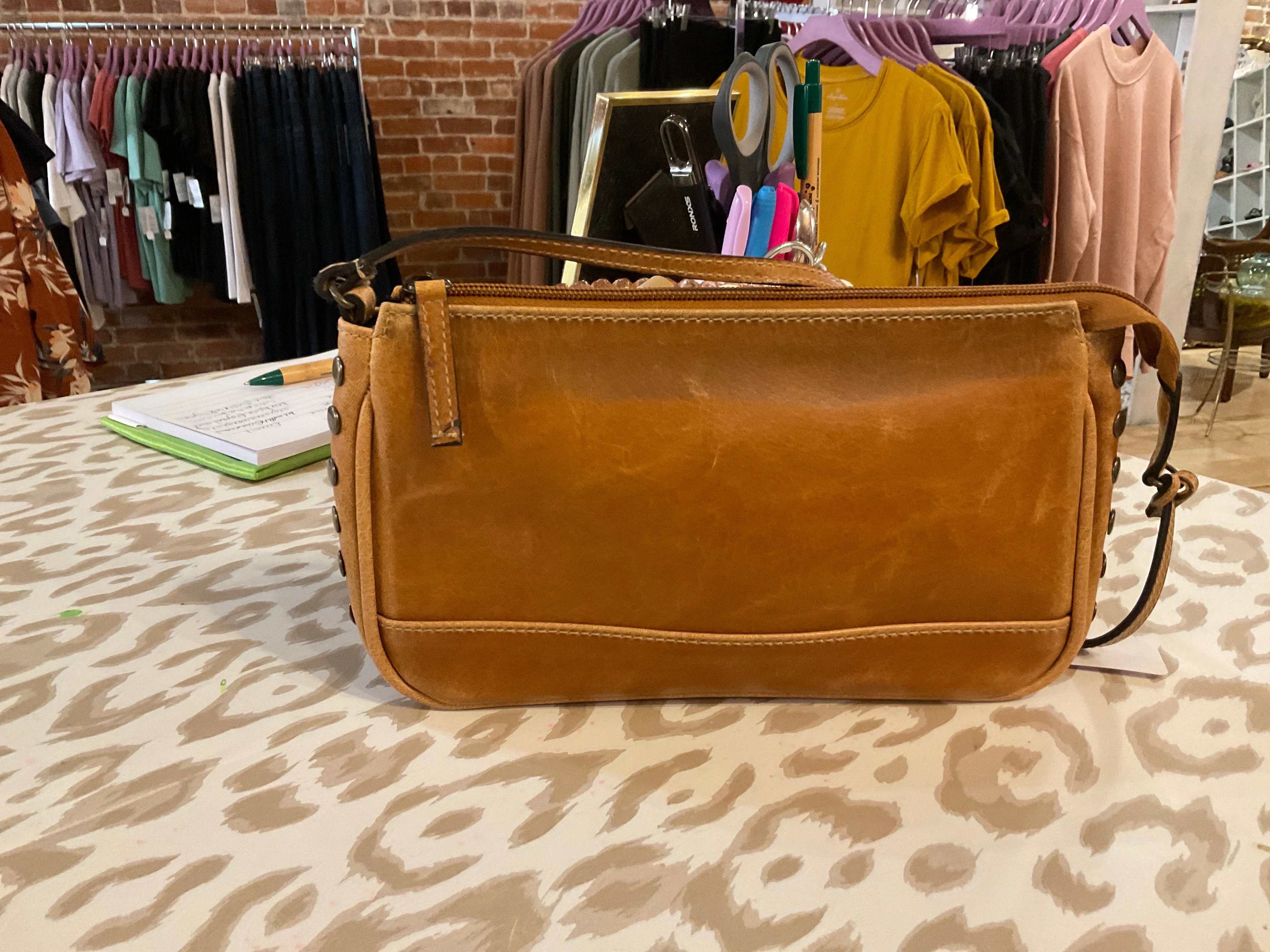 {{Client Code}} TAN FASHION EXPRESS PURSE, n/a