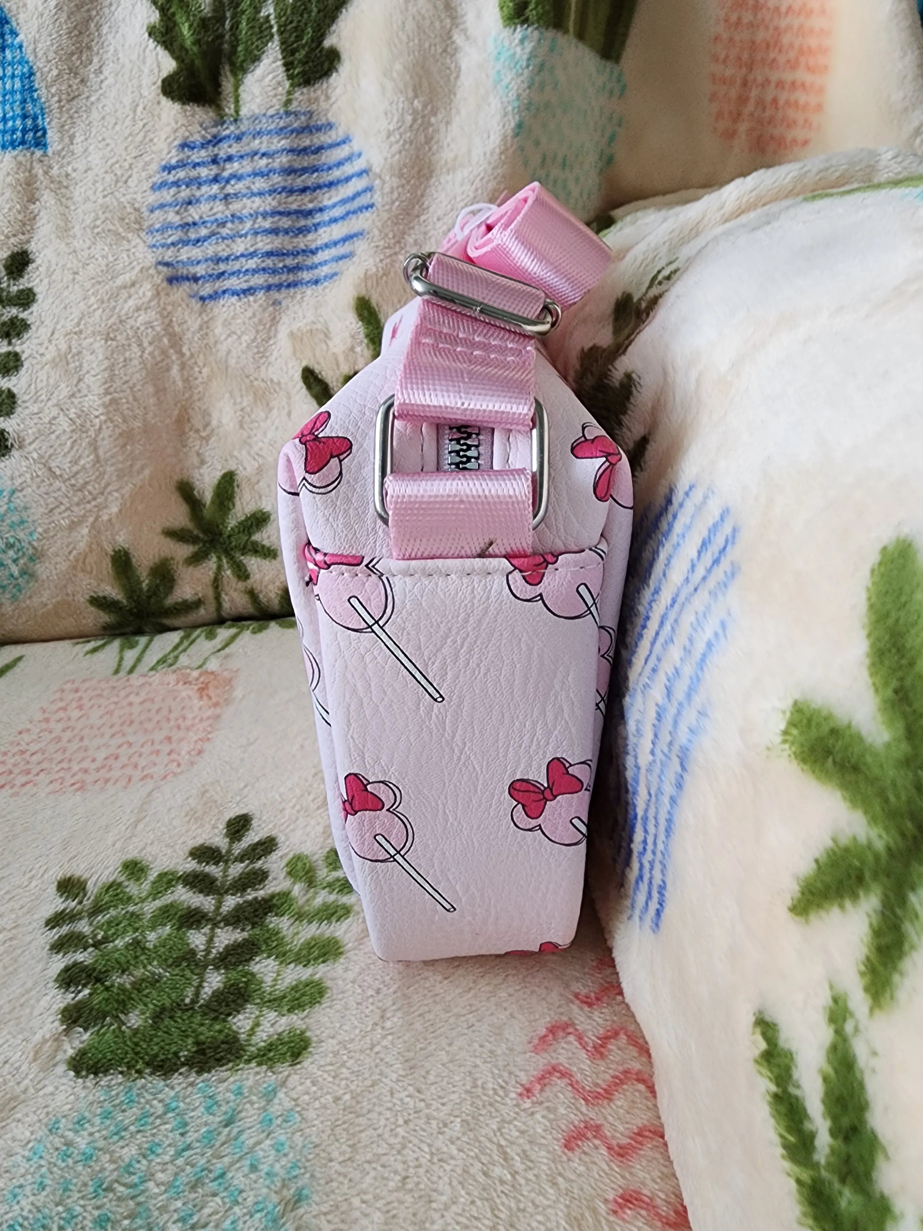 Disney Minnie Mouse Crossbody Bag