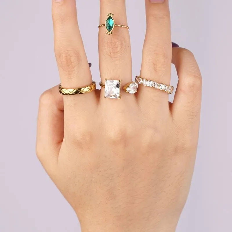 Elina ring