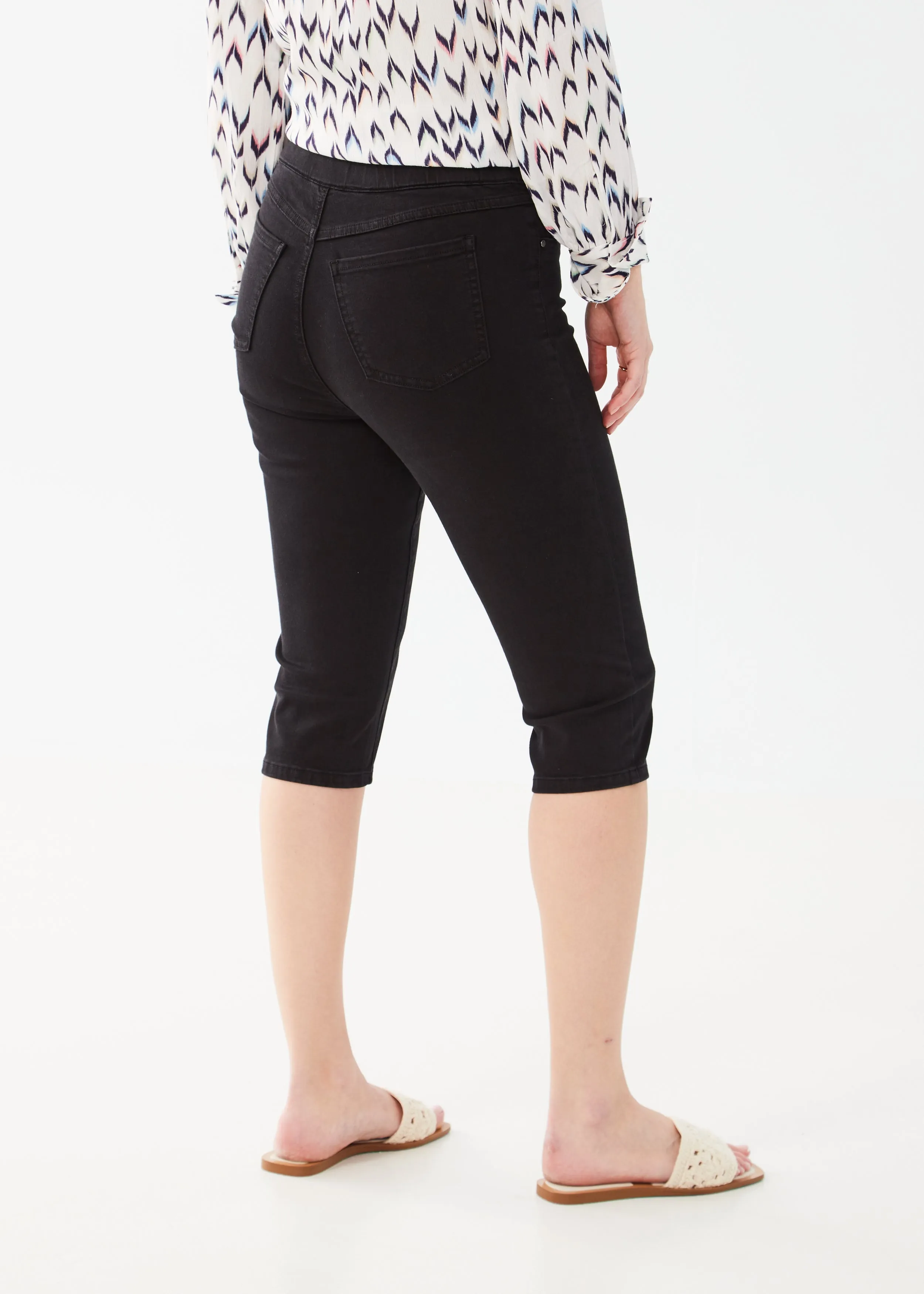 Euro Twill, Pull-On Pedal Pusher Pants
