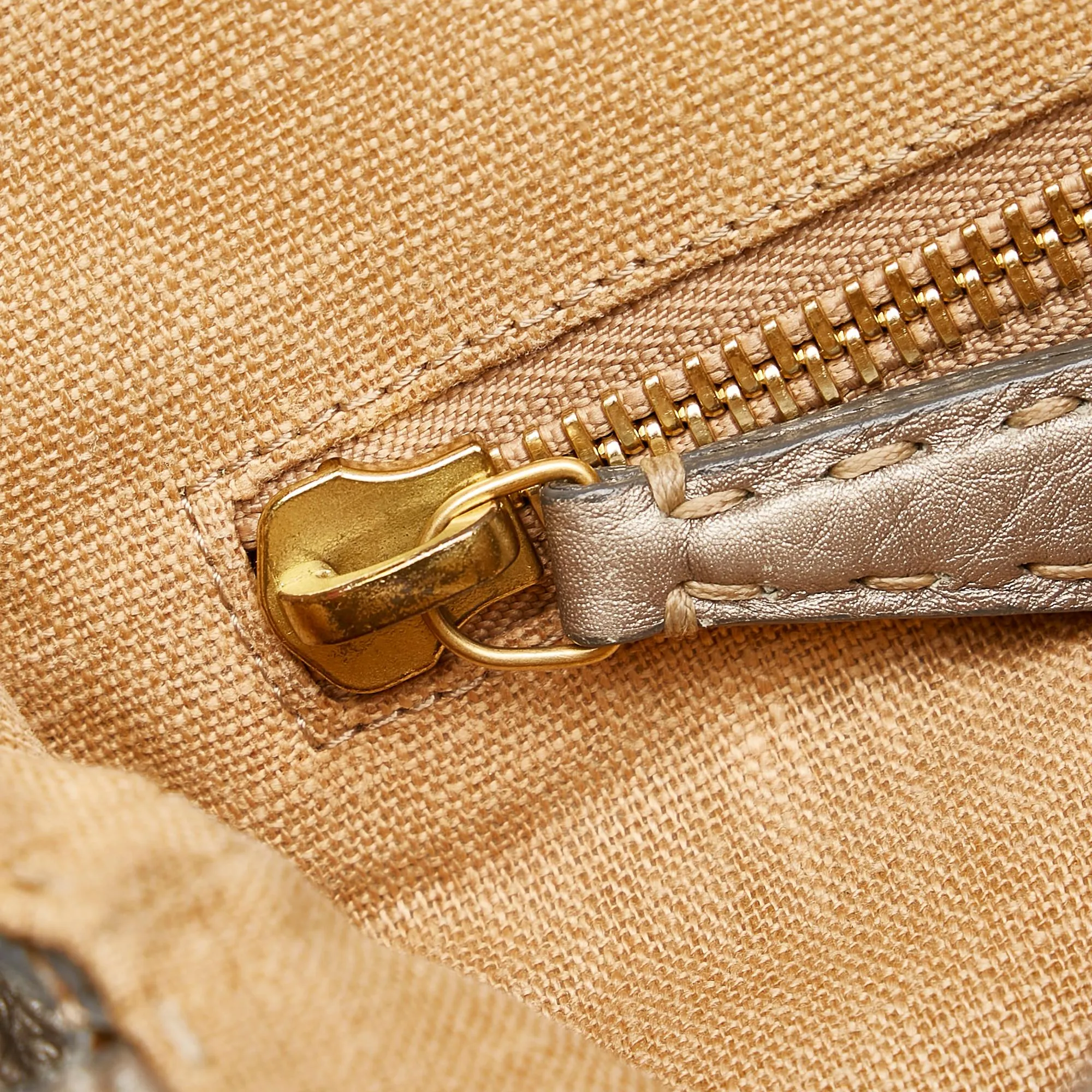 Fendi Selleria Peekaboo (SHG-Civ1XM)