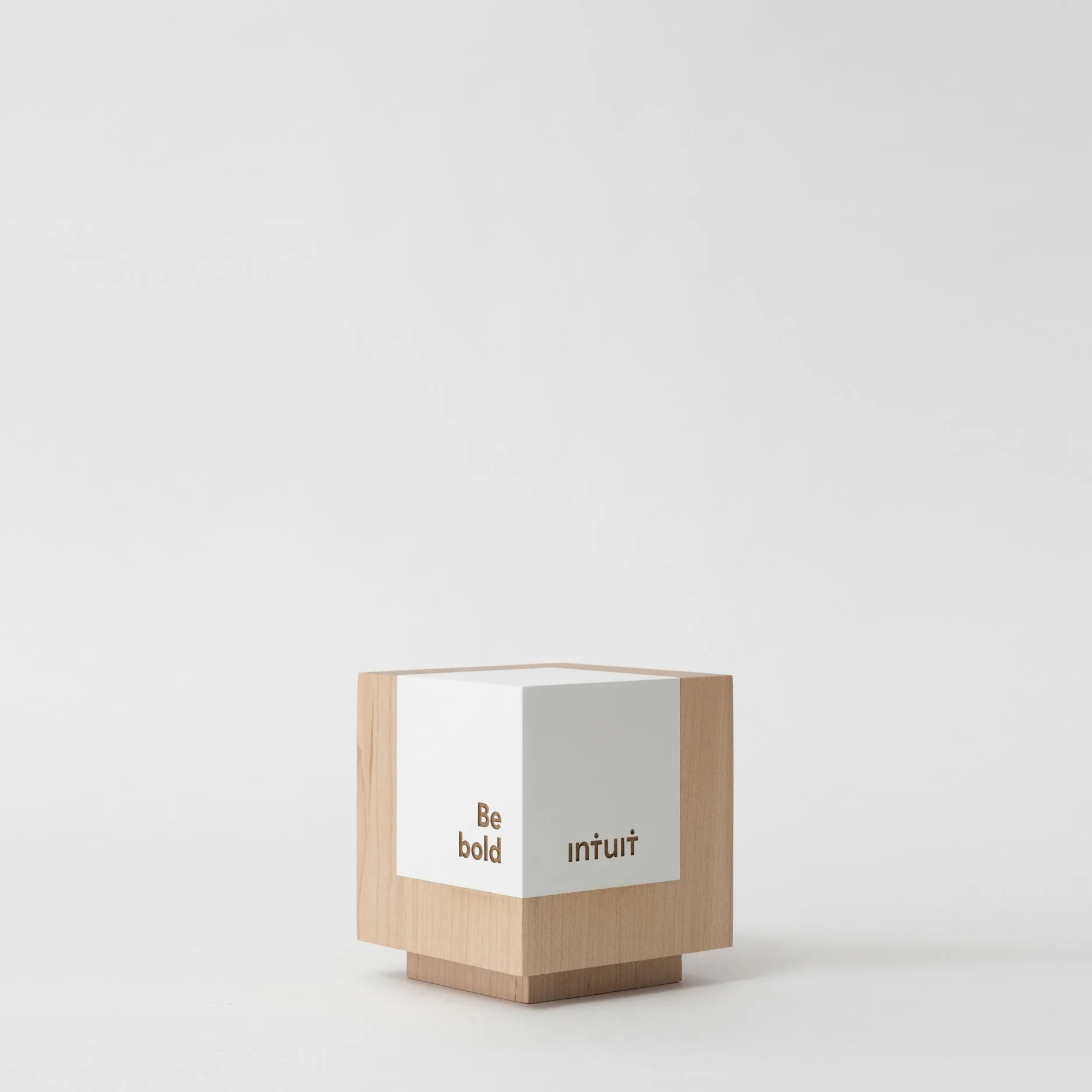 Geometria Award Cubus |