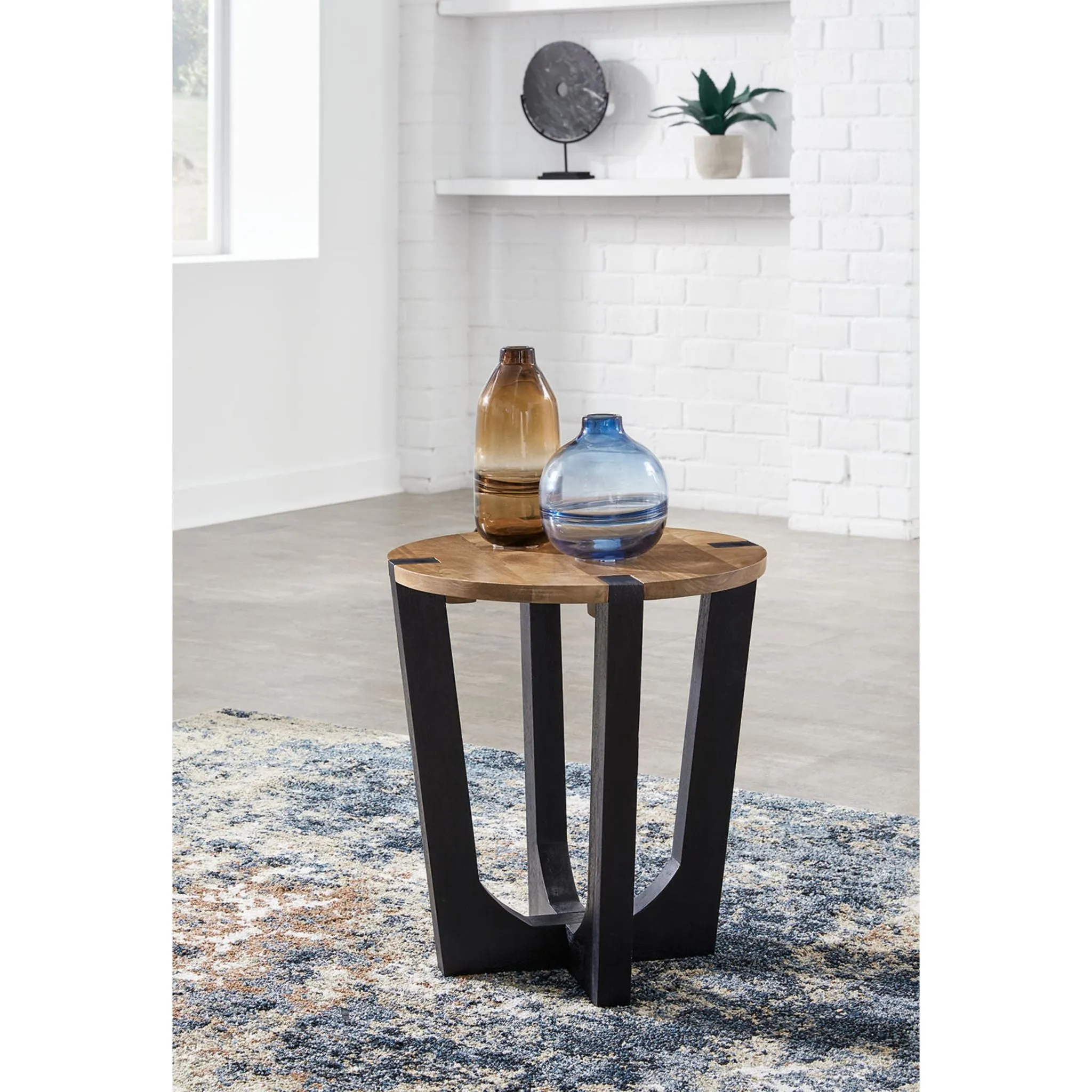 Hanneforth Round End Table