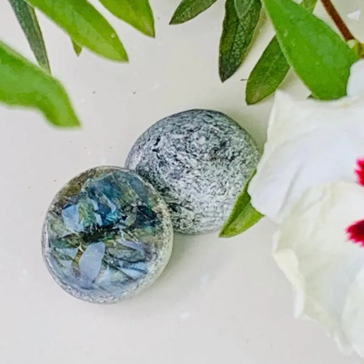 Labradorite Window