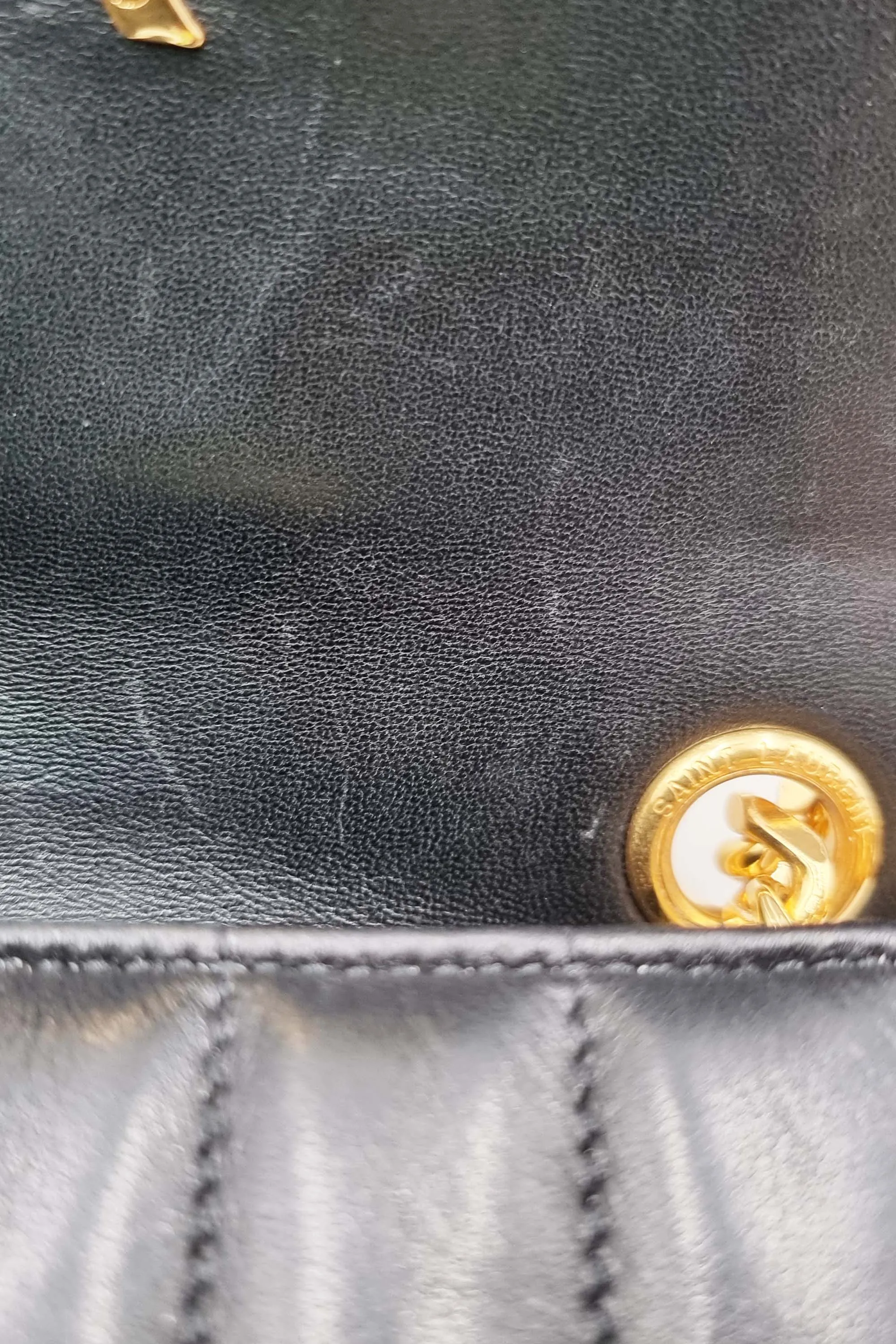 Medium Monogram Vicky Black