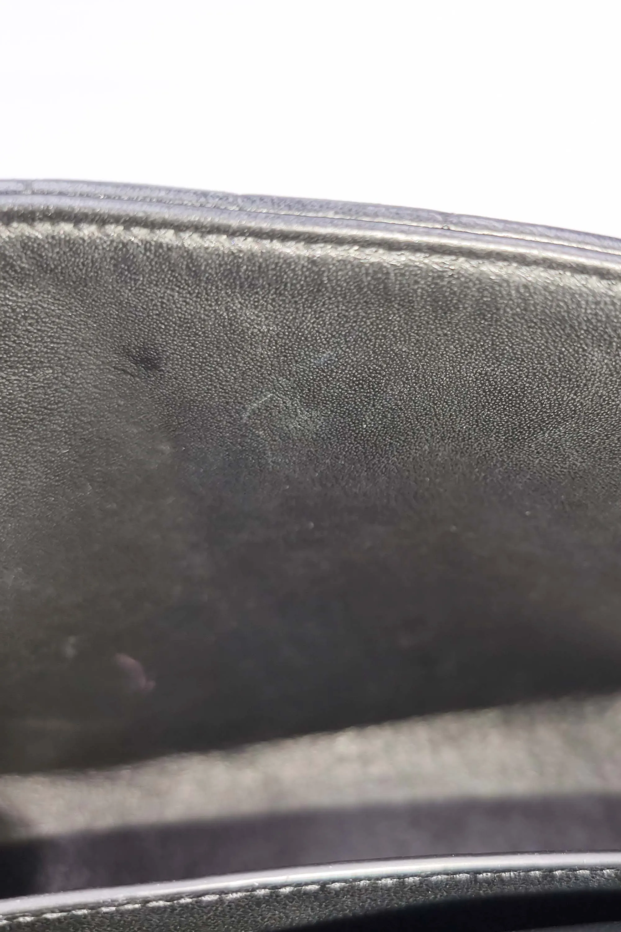 Medium Monogram Vicky Black