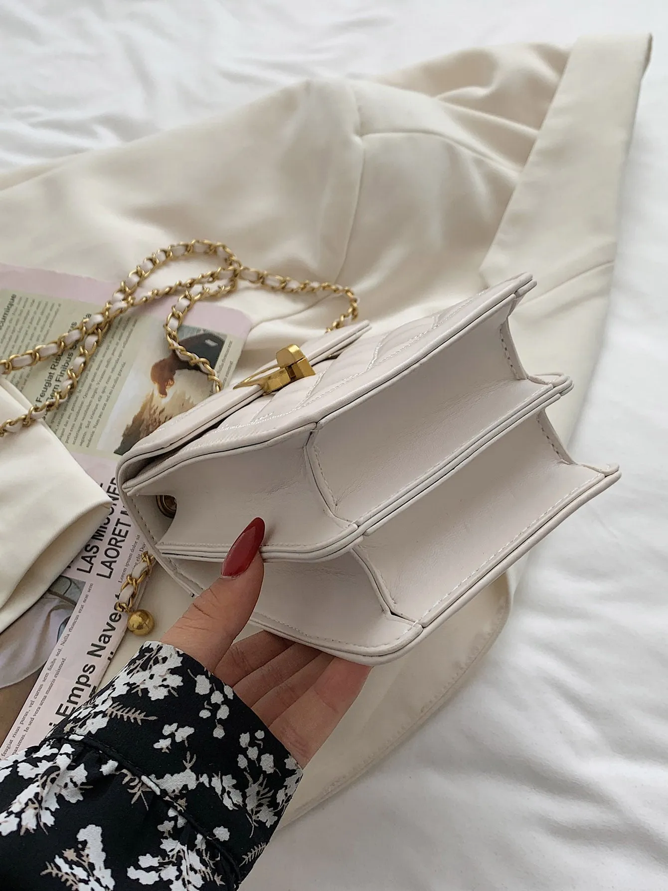 Quilted Chain Crossbody Bag
