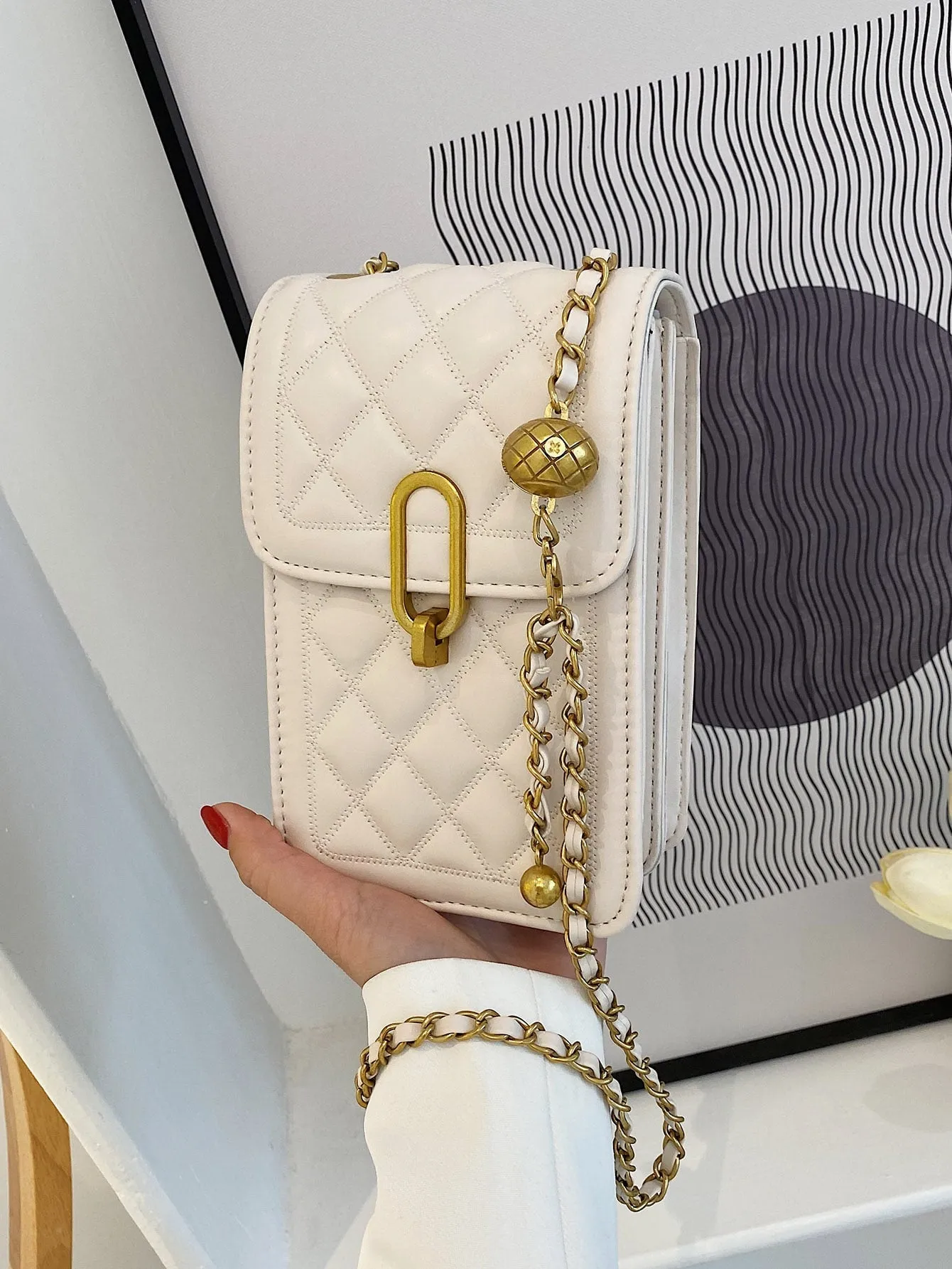 Quilted Chain Crossbody Bag