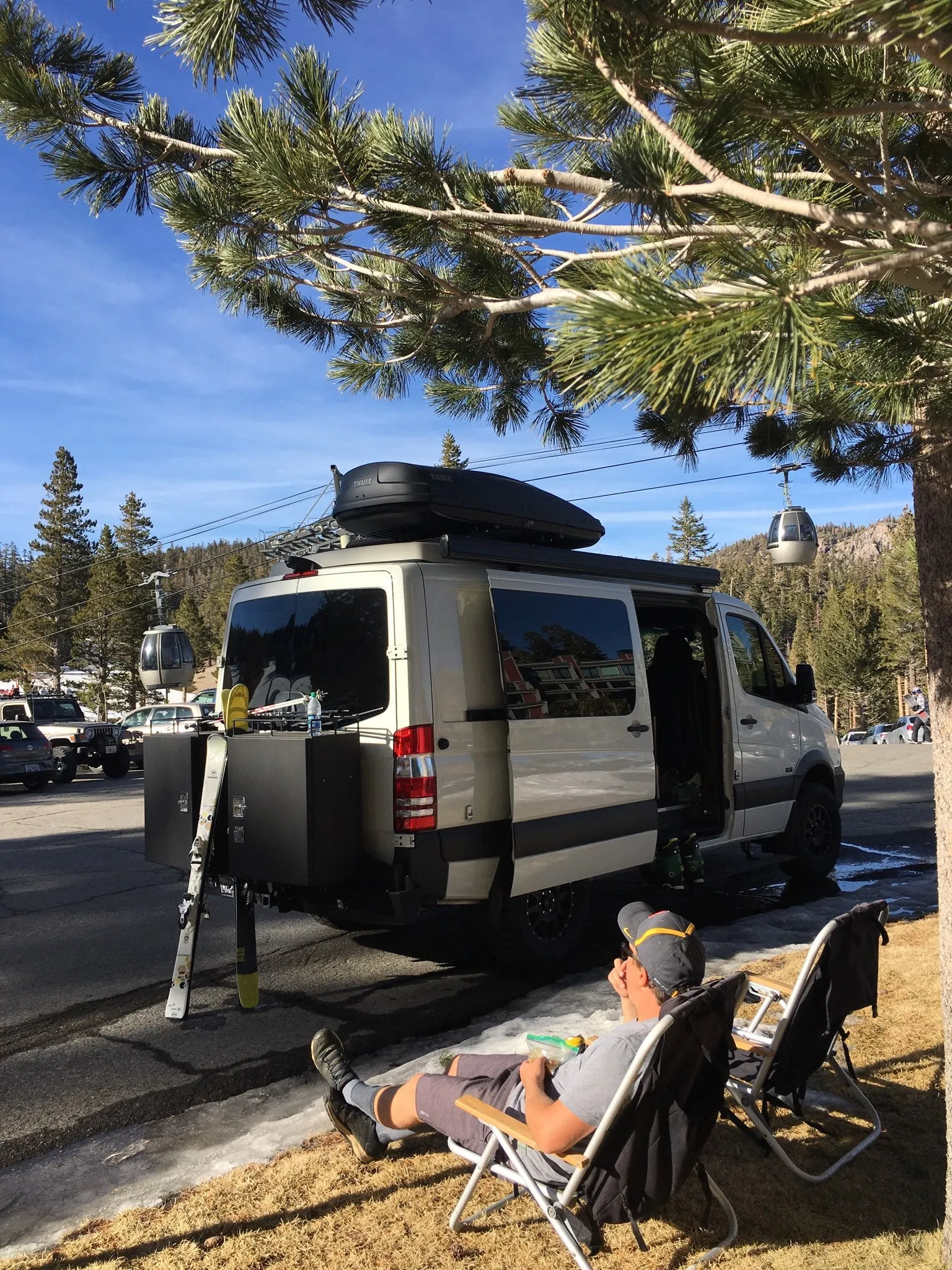 RB Touring JH - Pop Top - 144" 4x4