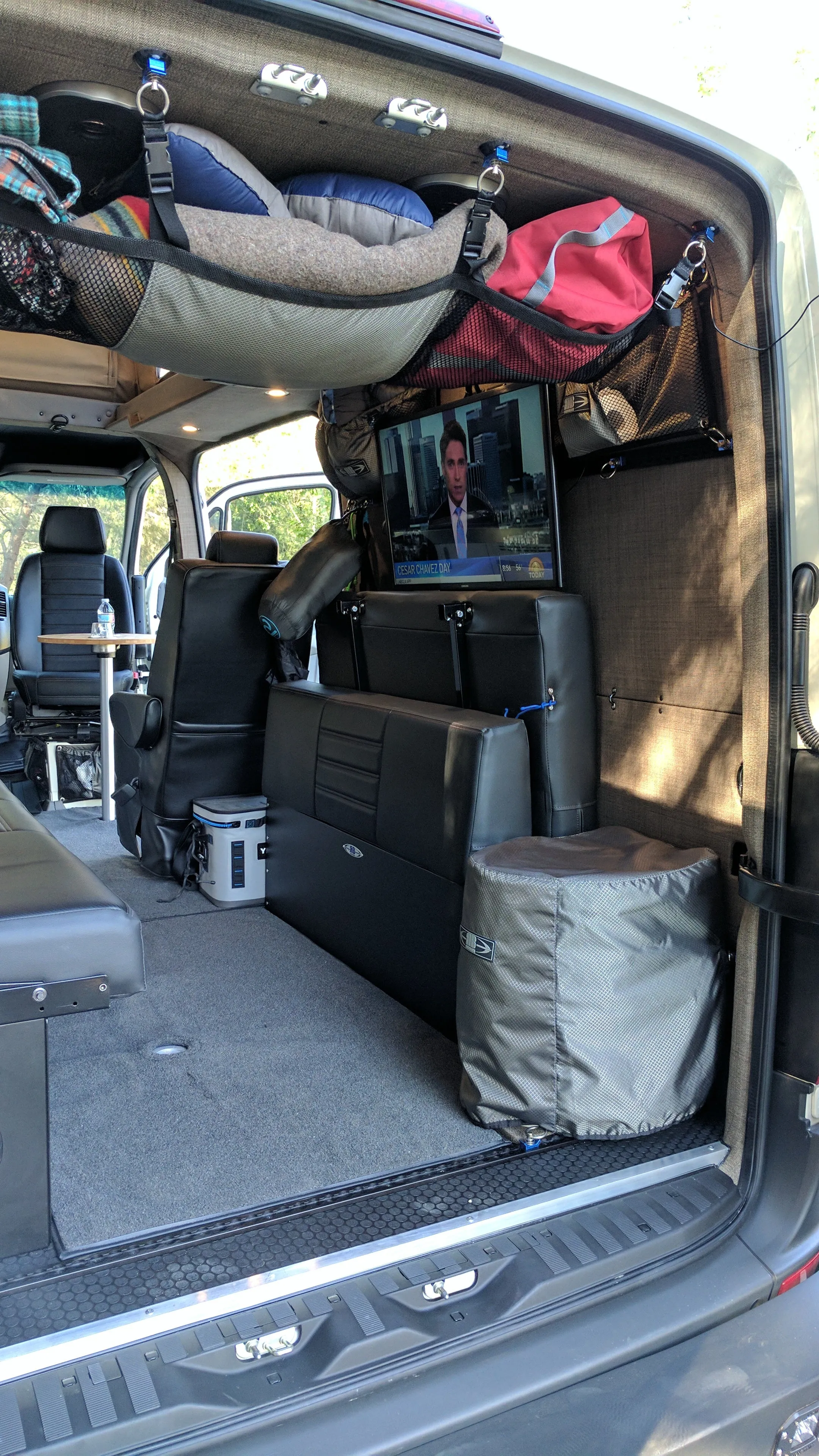 RB Touring JH - Pop Top - 144" 4x4