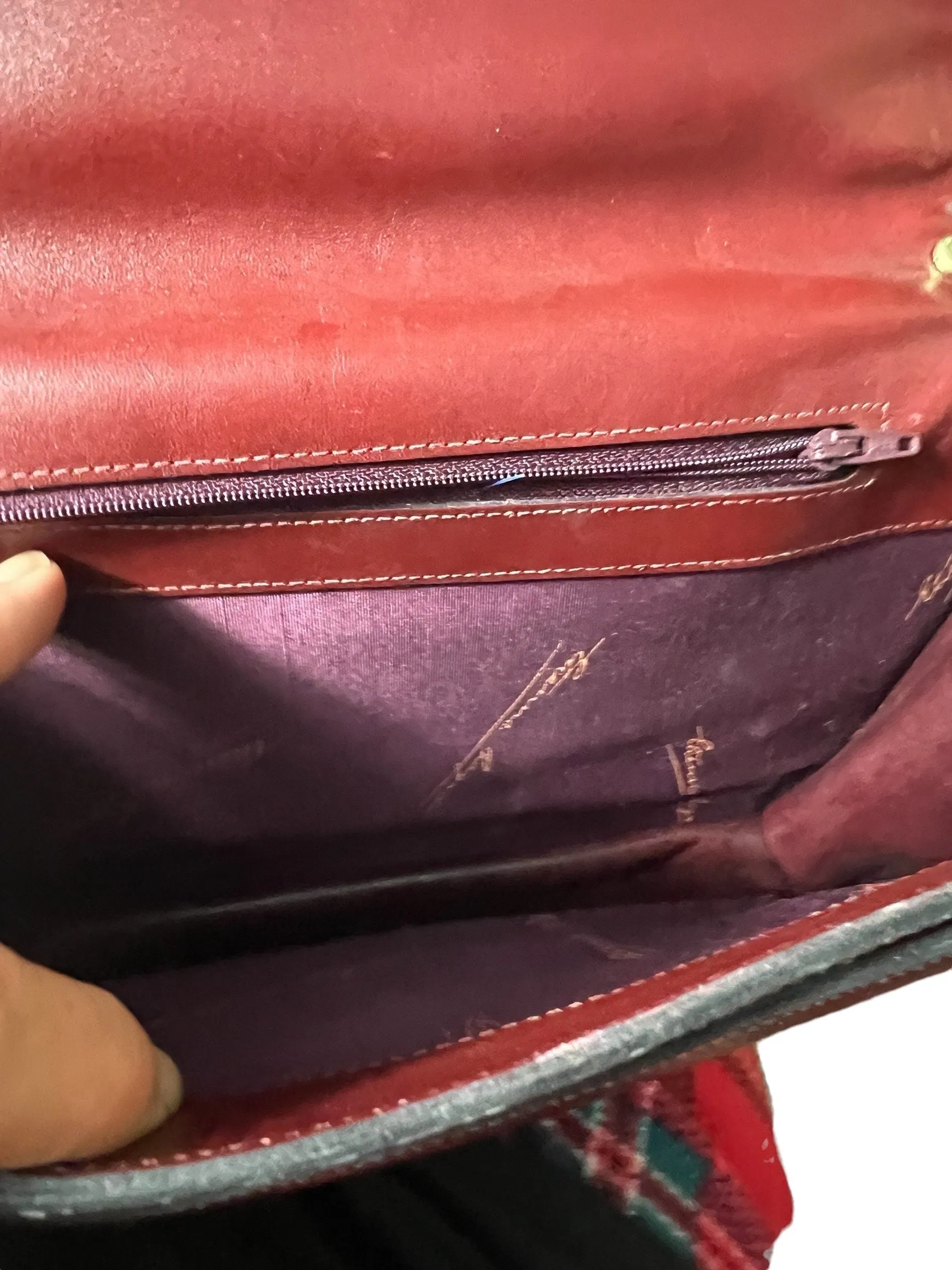 Vintage maroon leather purse Etienne Aigner